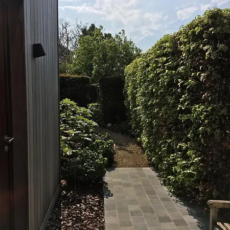 Bed & Breakfast De Tuinkamer Knokke-Heist