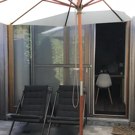 Bed & Breakfast De Tuinkamer 4*